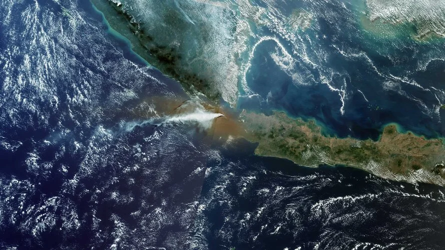 EarthCARE Satellite Enhances Air Travel Safety by Monitoring Volcanic Plumes